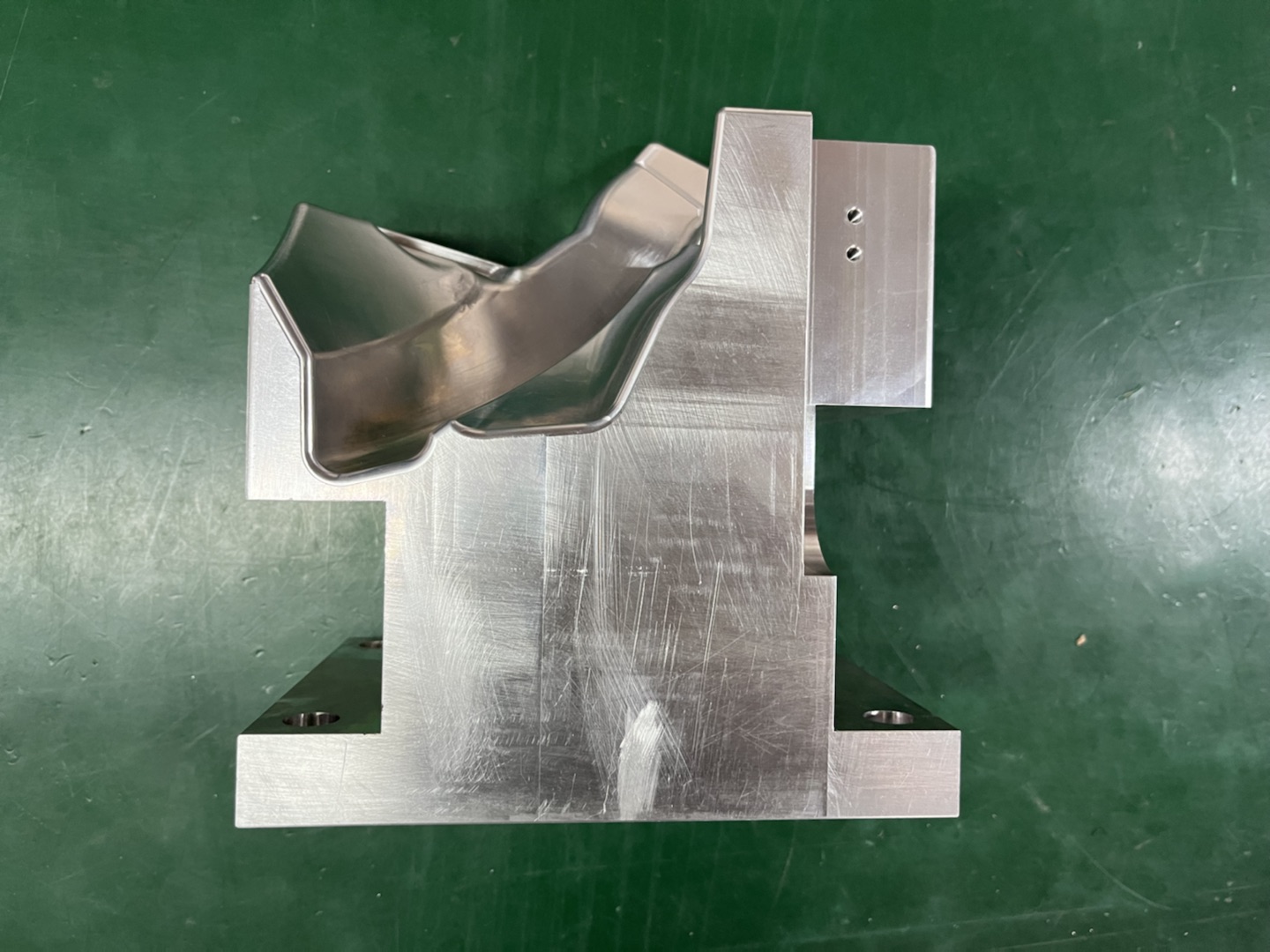 CNC machined parts image